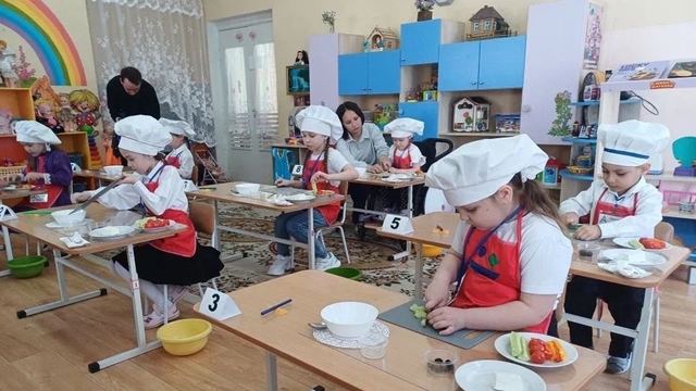 Маленькие мастера, большие открытия: в Марий Эл прошел уникальный фестиваль «Знакомство с профессией»