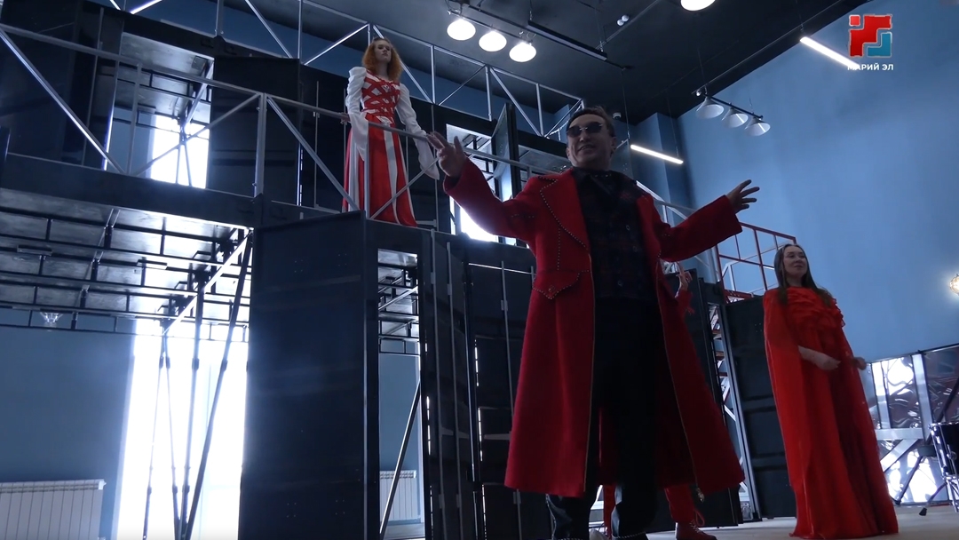 Кумдан палыме поэт, драматург Уильям Шекспирын «Король Лир» пьесыже почеш постановко – вашке Республикысе Марий самырык театрын сценыштыже