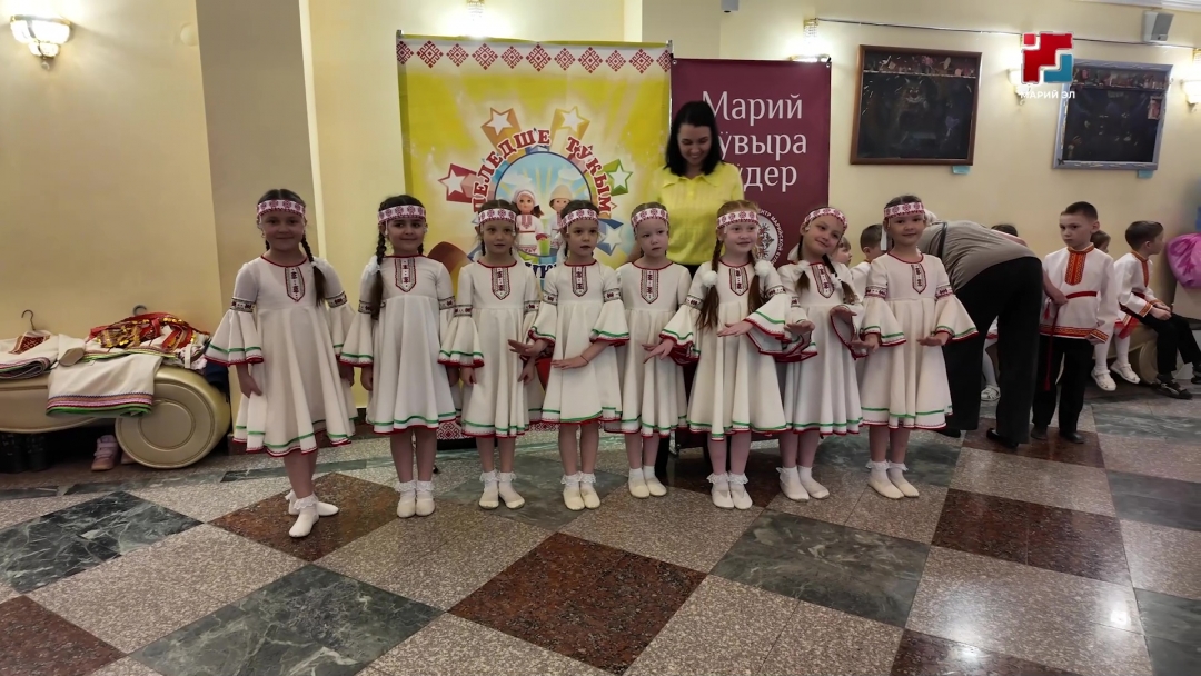 Республикысе курчак театрыште «Пеледше тукым» усталык конкурс эртен