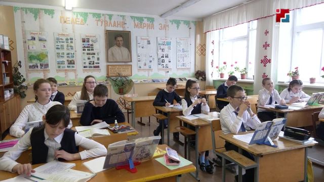 Шернур посёлкысо 1-ше номеран школыштат икымше классыш кайыше-влакын ача-авашт йодмашым возат