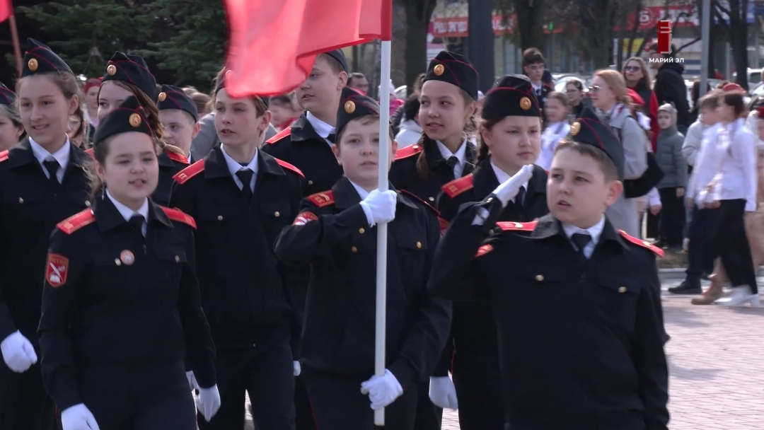 В Марий Эл «Вахта памяти» началась со смотра строя и песни