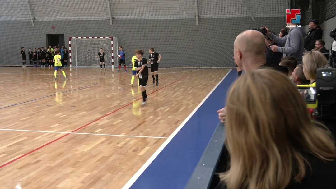 В столице Марий Эл проходит всероссийский турнир по футзалу