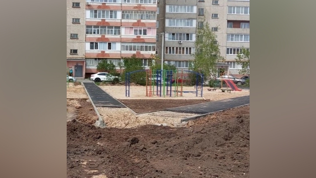 В Йошкар-Оле продолжается преображение общественной зоны на улице Воинов-Интернационалистов