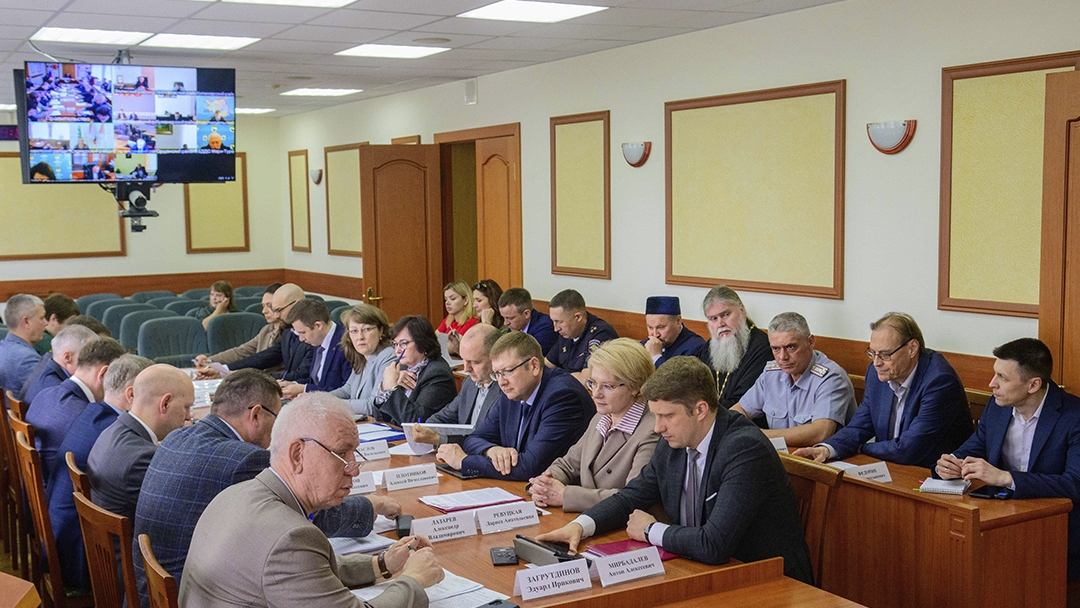 В Марий Эл обсудили реализацию мер поддержки ветеранов СВО и их семей