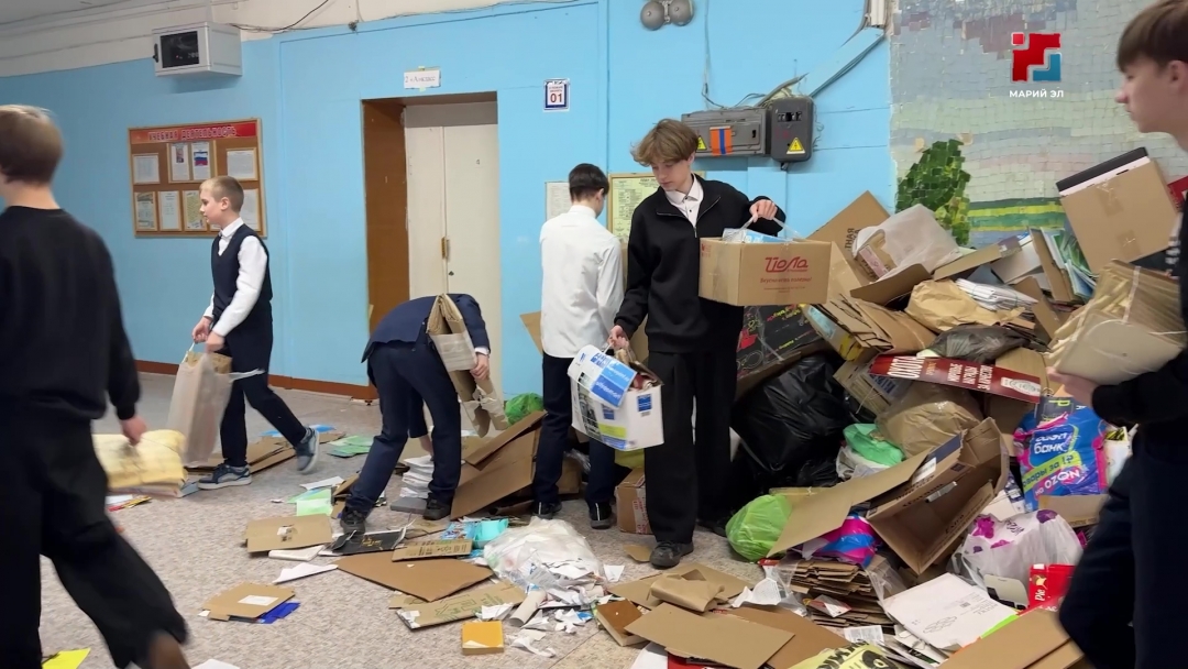 Республикысе школлаште макулатурым погымо акций эрта