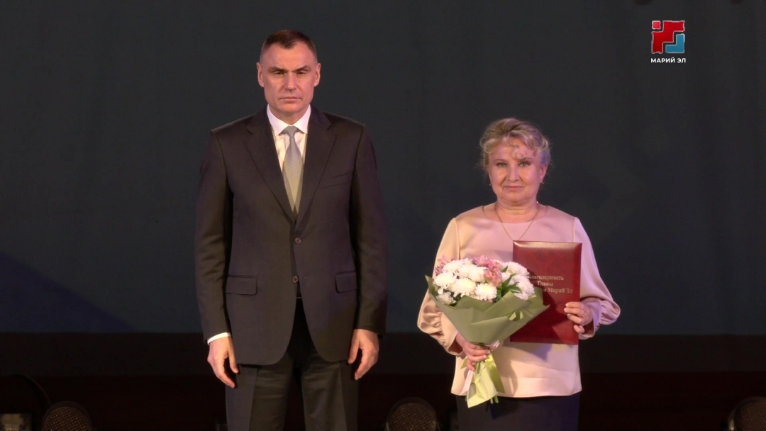 Марий Элым Вуйлатыше Юрий Зайцев верысе шкевиктемын пашаеҥже-влакым саламлен