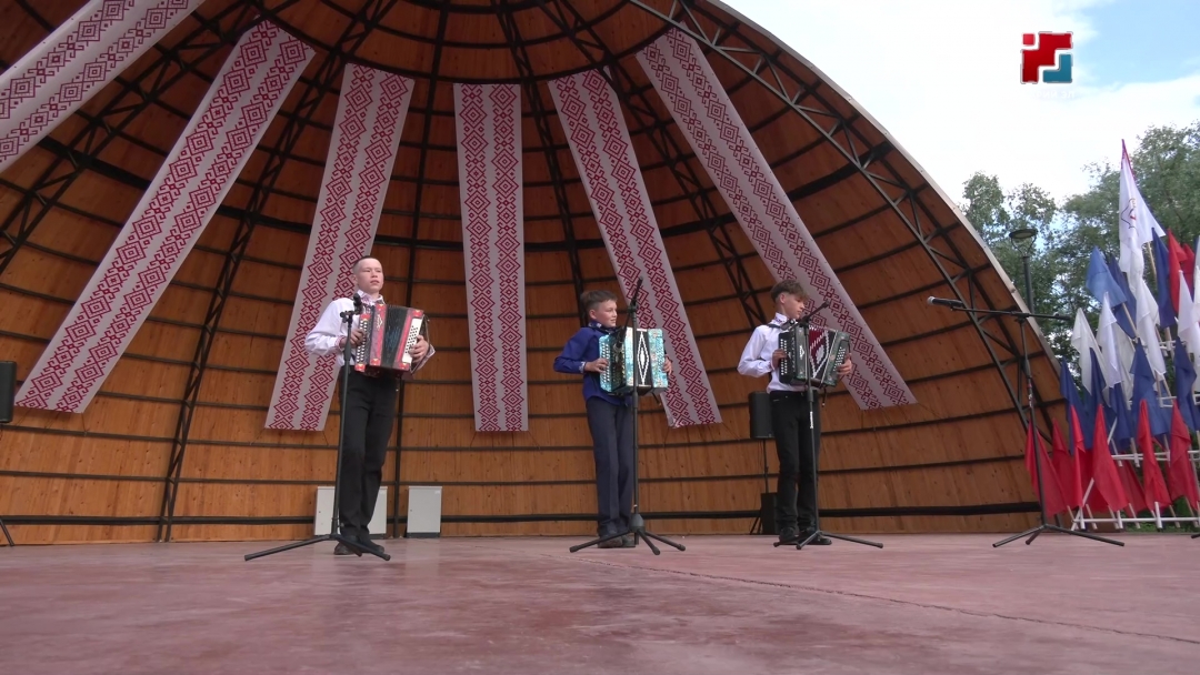 Пеледыш пайрем гармоньчо-влак фестивальым чумырен