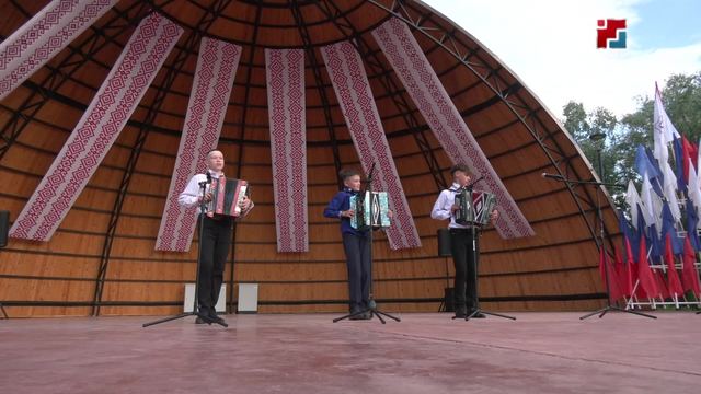 Пеледыш пайрем гармоньчо-влак фестивальым чумырен