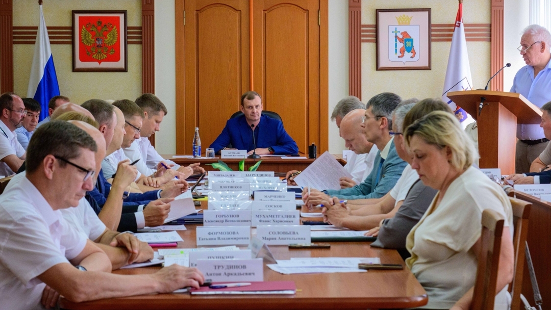 В правительстве Марий Эл обсудили новые меры поддержки бойцов СВО