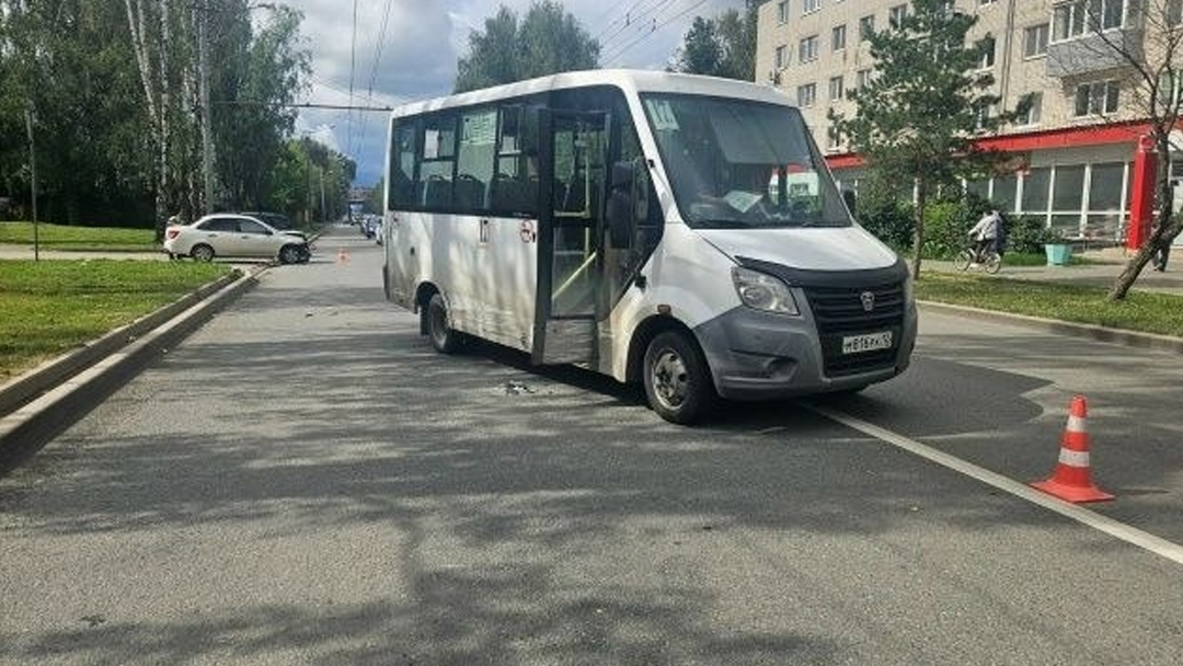 В Йошкар-Оле следователи проверяют обстоятельства ДТП с участием рейсового автобуса