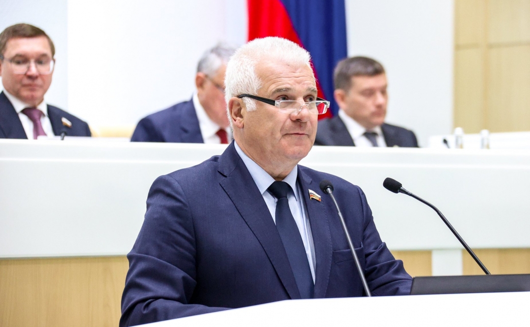 Сергей Мартынов поздравил жителей Марий Эл с Днем Государственного флага России
