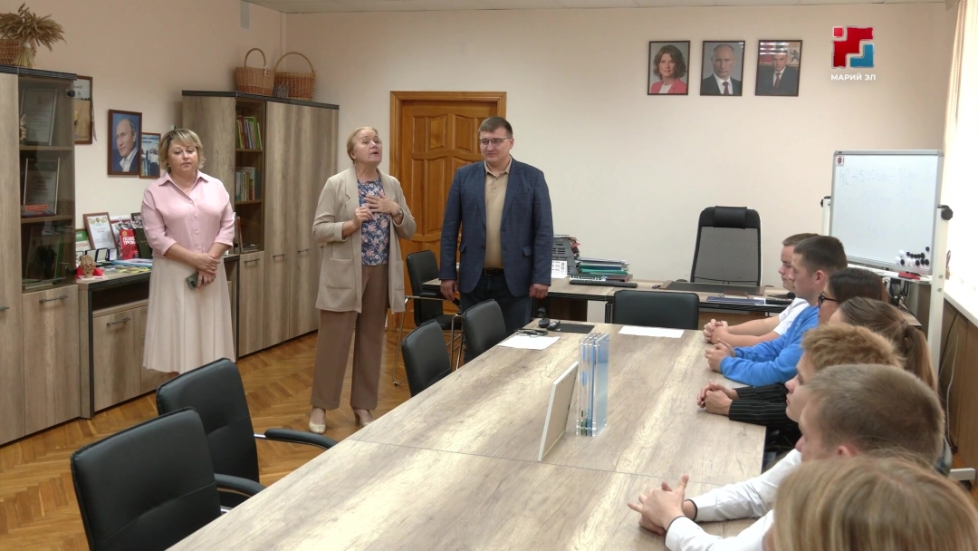 Марий Эл Республикын ялозанлык да продовольствий министерствыштыже «Я в Агро» Россий кӱкшытан конкурсышто сеҥыше-влак дене вашли