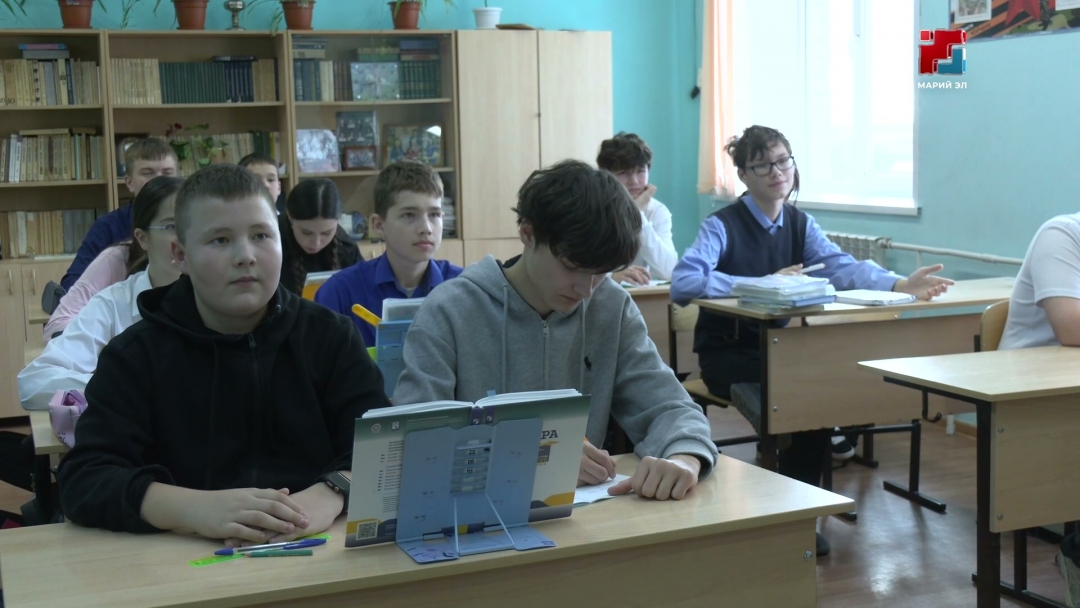 Кулаково школын эҥертышыже – опытан туныктышо-влак